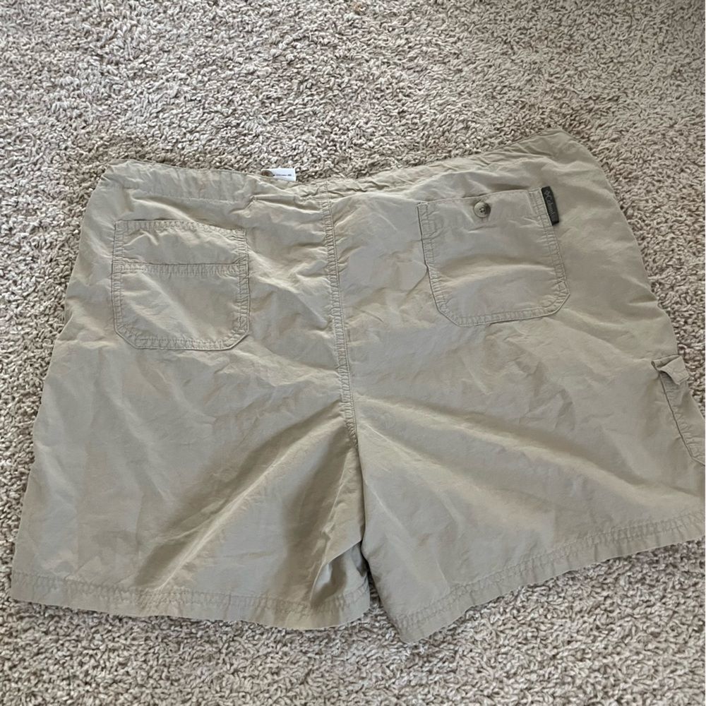 Columbia Drawstring Khaki Shorts Size Large - Picture 4 of 5